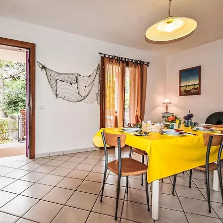 Solmare-55 By Interhome * Rosapineta